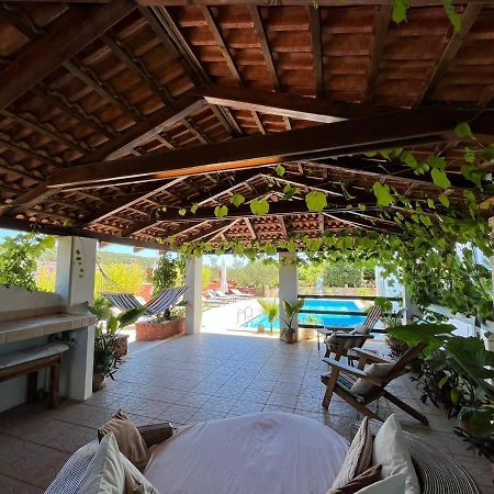 Ferienwohnung Gorana Apartman With Swimming Pool Jelsa  Exterior foto